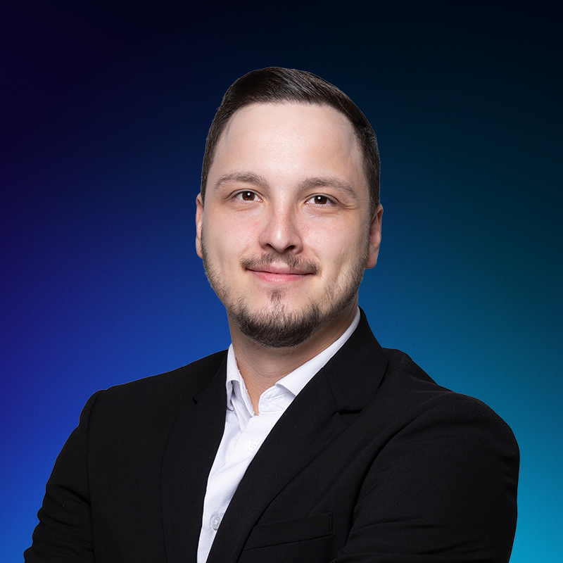 Niklas_Schmitt_blue_800